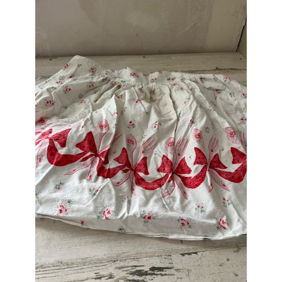 White red and pink apron with two front pockets - Picture 4 of 6